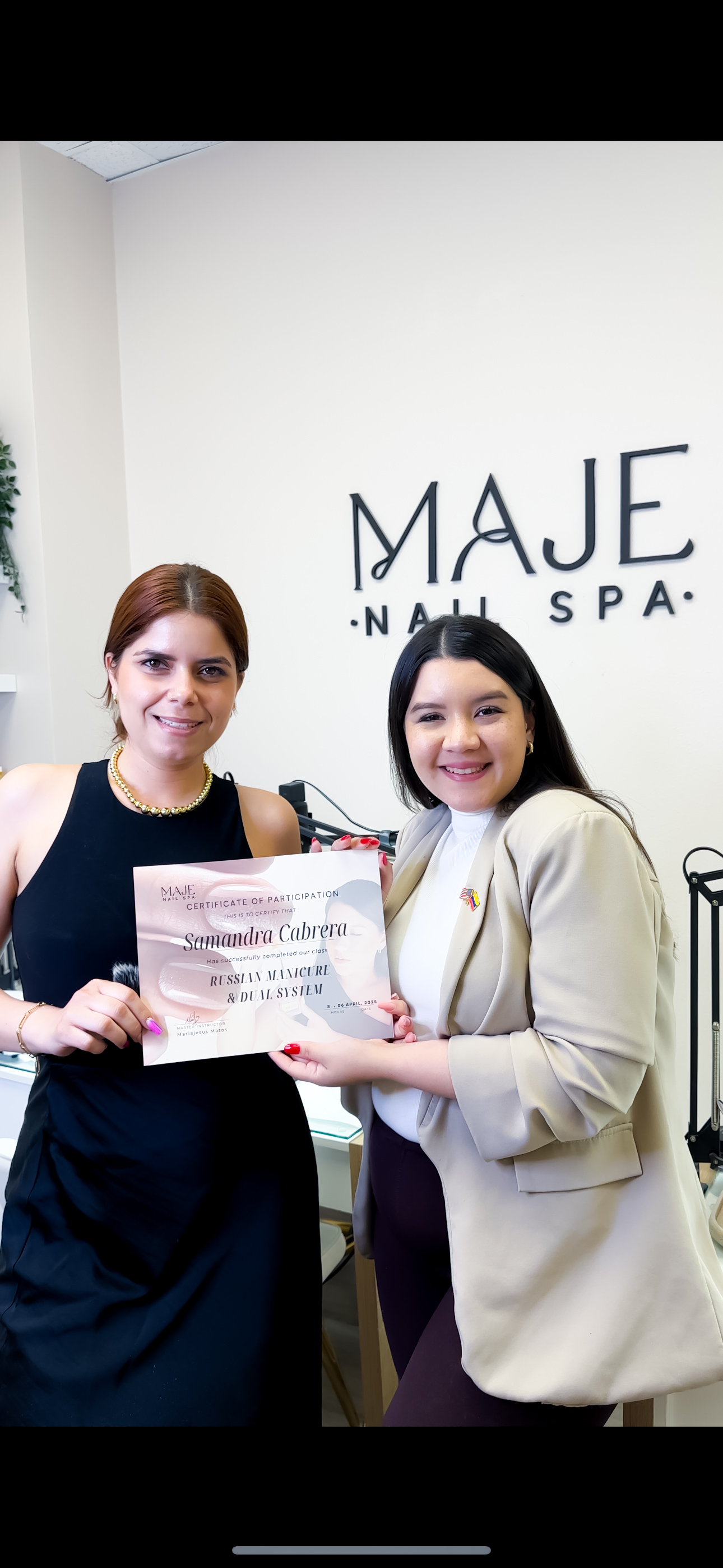 Certificado de Maje Nails Academy